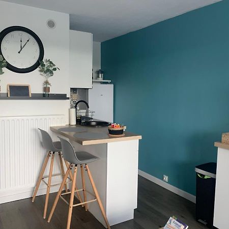 Chaleureux Appartement Face Au Port Sta Lucia, Tout A Pieds, Wifi Saint-Raphaël Exterior foto