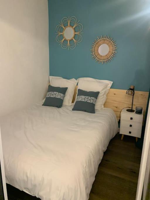 Chaleureux Appartement Face Au Port Sta Lucia, Tout A Pieds, Wifi Saint-Raphaël Exterior foto