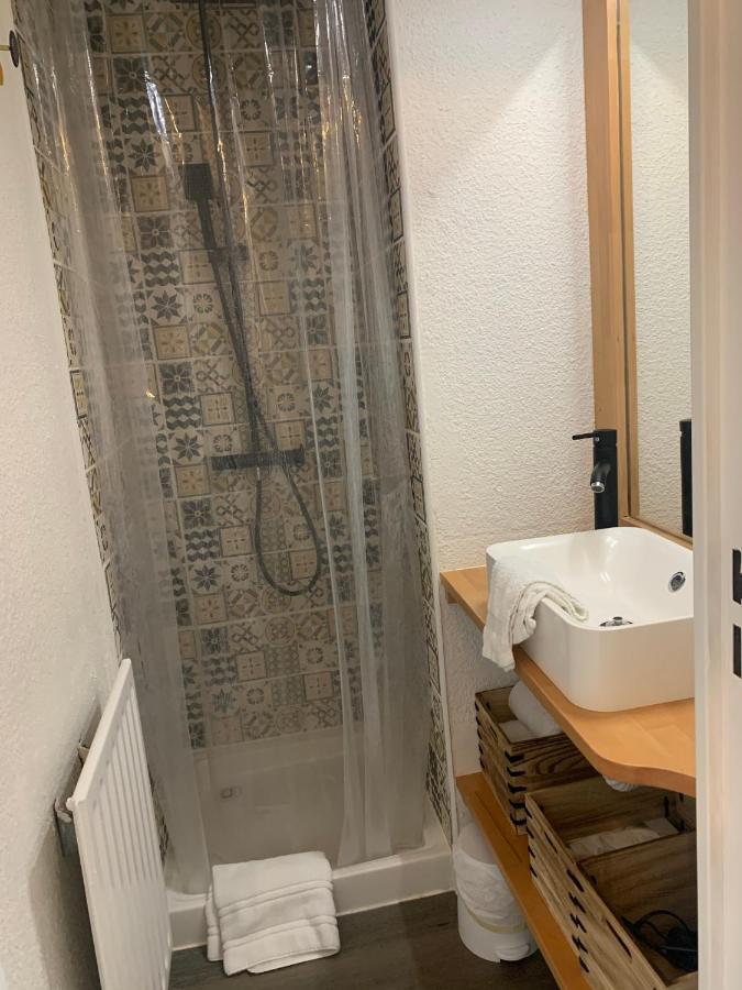 Chaleureux Appartement Face Au Port Sta Lucia, Tout A Pieds, Wifi Saint-Raphaël Exterior foto